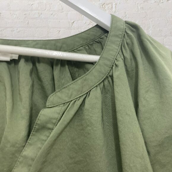 Aerie Crop Top Button-Front Size M Olive Green - Picture 6 of 14